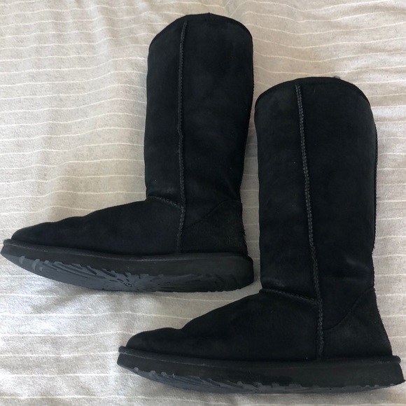 Women’s classic tall Ugg - Picture 4 of 6